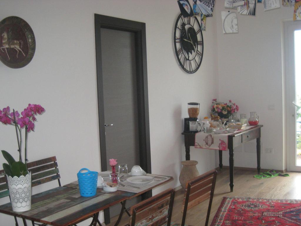 Corte Del Gallo Корниглия Екстериор снимка